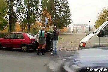Granny prostitute pleases chap
