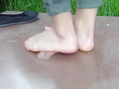 Great cockcrush dance with barefeet and balerina cumshot