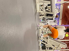 Gym big booty candid