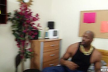 Hailey Murphy looks for fucking with ebony warrior