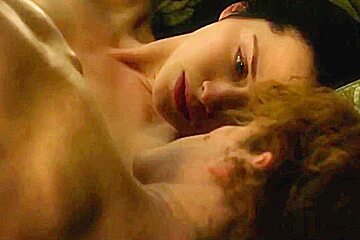 Hannah James Nude in Outlander - S03E04