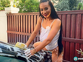 Helen Star: Workin' At The Car Wash