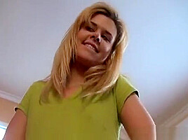 Honey With Great Round Ass Gets Her Snatch And Anal Fucked