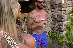 Horny Gang Fucking Each Other In Pool