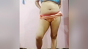 Horny Girl Masturbate Infront Of Freinds