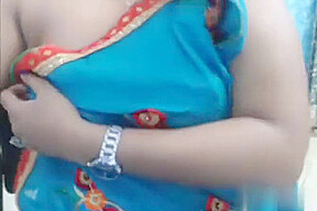 Horny Tamil Anuty Boobs And Ass