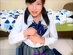 Hot Chinese teen 18+ Masturbate on Webcam