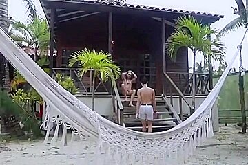 Hot Couple Has Bare Mexican Vacation Fun