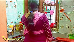 Hot Maid Fuck In Kitchen  कामवाली बाई की किचन में चुदाई।