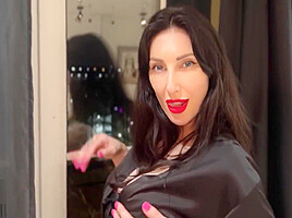 Hot Stepmom Cums On Her Stepsons Cock