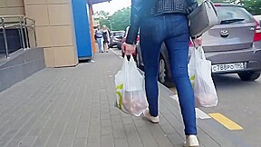Hot russian ass after shopping