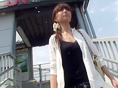 Hot teen 18+ Japanese Got Banged On The Beach
