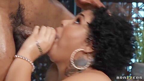 Hung Guy Seduced By Black Bbw Simone Richards