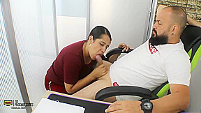 I Fuck The Hot Puss Of A Rich Colombian Milf - Porn In Spanish