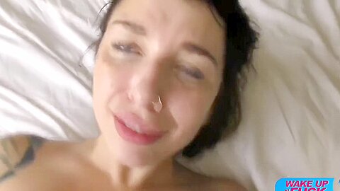 I Woke Up The Chick To Give Her An Anal Buzz In The Morning