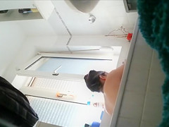 I finally got my neighbor on camera