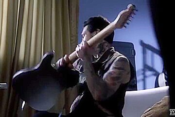 India Summer And Summer Luv - Love Junkies, Scene 3