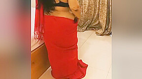 Indian Bbw Girlfriend Saree Striptease For Her Boyfriend Night Show Bbw Fucked