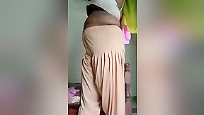 Indian College student 18+ Bbw Showing Fingering Her Pussy On Camera