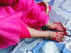 Indian Desi Footjob And Hardcore Sex In Saree Clear Hindi Video Bhabhi Devar Fucking
