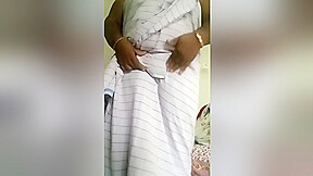 Indian Lady In Bedroom Masturbation