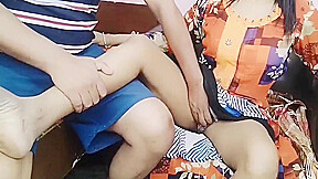 Indian Newly Married Wife With Her Boy Friend Hardcore Fuck In Front Of Her Husband ( Xxx Hd Hindi Audio )