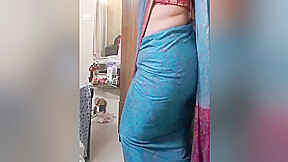 Indian Step Mom Teasing Step Son With Big Ass