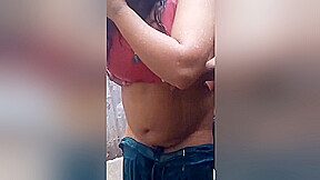 Indian Stepmo M Divya Gets Fucked By Her Stepson While Her Husband Is Locked Up In The Bathroom