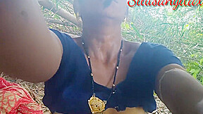 Indian Village Bhabhi Outside Fingering Sex