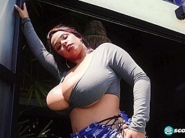 Isa Gomez: Superwoman Of South America