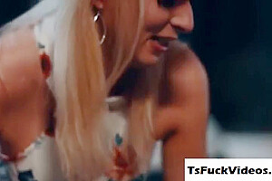 Jamie French In White Shemale Licks Stepsons Enormou