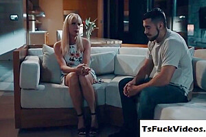 Jamie French In White Shemale Licks Stepsons Enormou