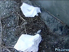 Japanese 18-year-old Bitch Peeing