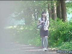 Japanese 18-year-old Bitch Peeing