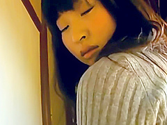 Japanese Amateur Giggles While Watching Guy Jerk O
