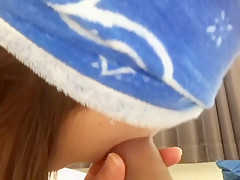 Japanese Cute Wife 27歳寝取られ主婦のアtコンダフェラが忘れられないよ。口の中でローリングしてるのがわかる。