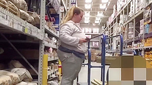 Jiggly BBW PAWG Step mom in Sweats Bending Over