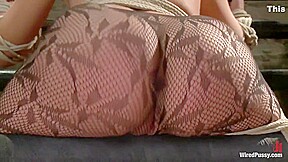 Kelly And Her Divine Ass - Isis Love And Kelly Divine