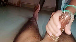 Bhabhi Ki Chut Me Dotted Condom Lgake Choda - Devar Bhabhi