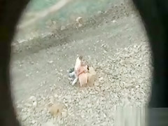 Kinky amateur couple having hardcore sex on the beach