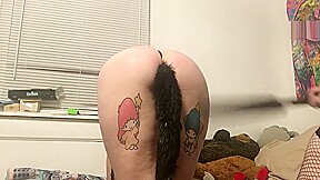 Kitten gets spanked by Mistress