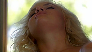 Kylie Page eating ice cream then eating some dick