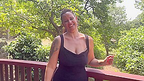 Lady, 41, wants to sweat!