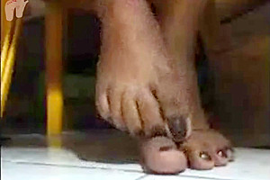 Ladyboy with Meaty Feet and Cute Toes