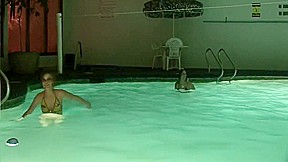 Late Night Dip With Nip Slip - DreamGirls