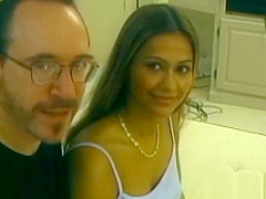 Latina babe in retro porn gets eaten out