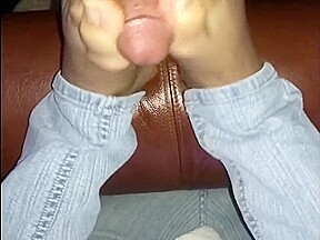 Latina footjob cumshot