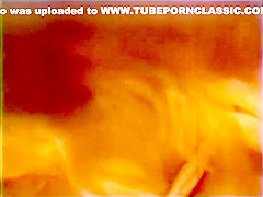 Lesbian Peepshow Loops 659 70s and 80s - Scene 1