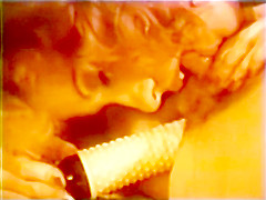 Lesbian Peepshow Loops 659 70s and 80s - Scene 1