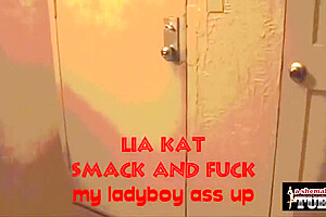 Lia Kat In Suck That Dick Up
